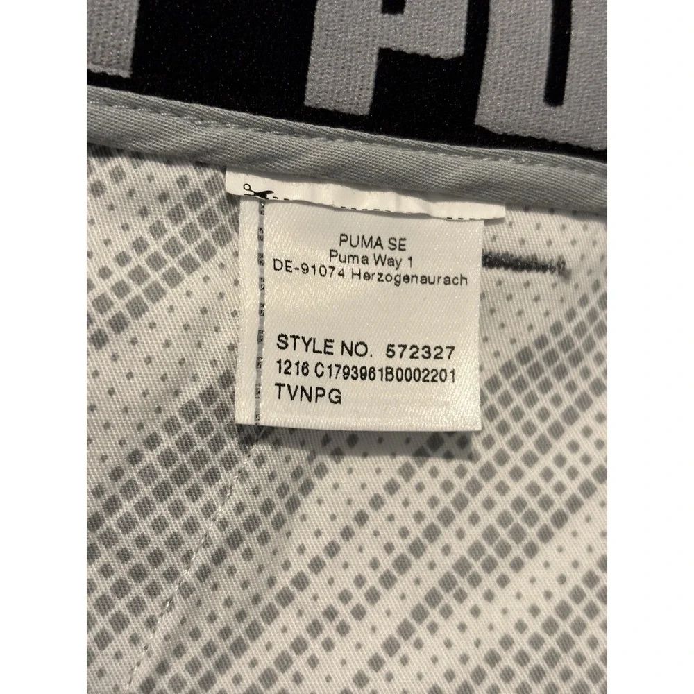 Puma  Mens 34 Golf‎ Shorts Gray Stripe DryCELL Performance Stretch 572327